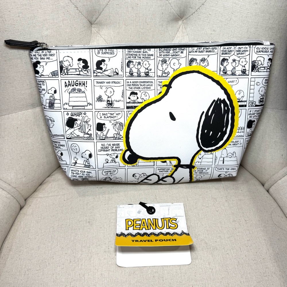 NEW Snoopy Peanuts Comic Strip Travel Cosmetic Pouch